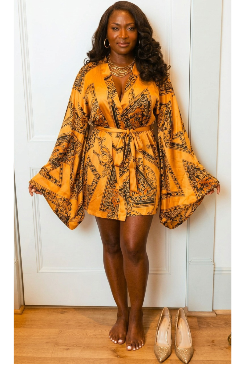Zora Silk Robe